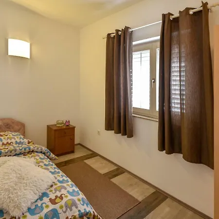 Ivan Apartment *